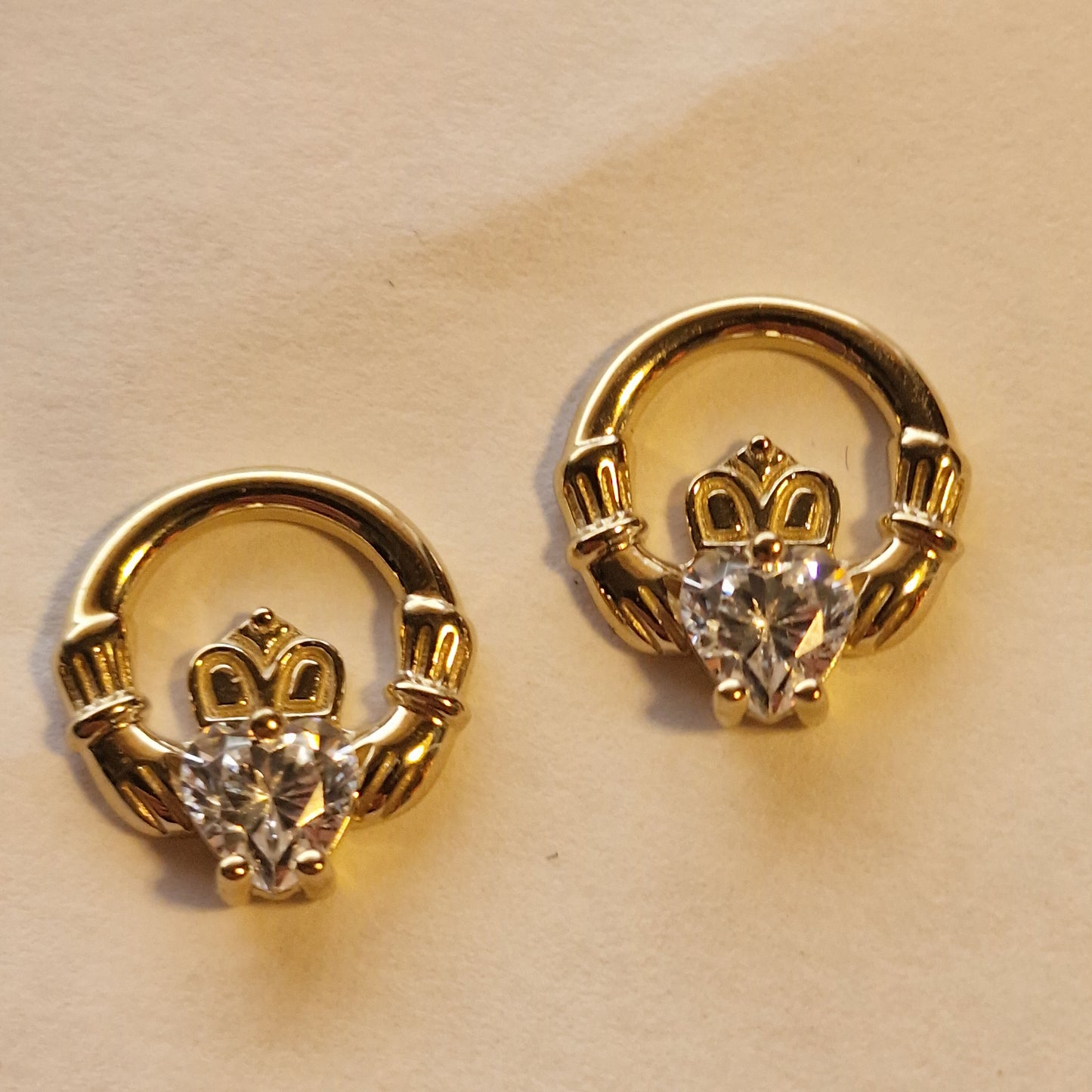 CE064CZ - EAR CZ CLADD