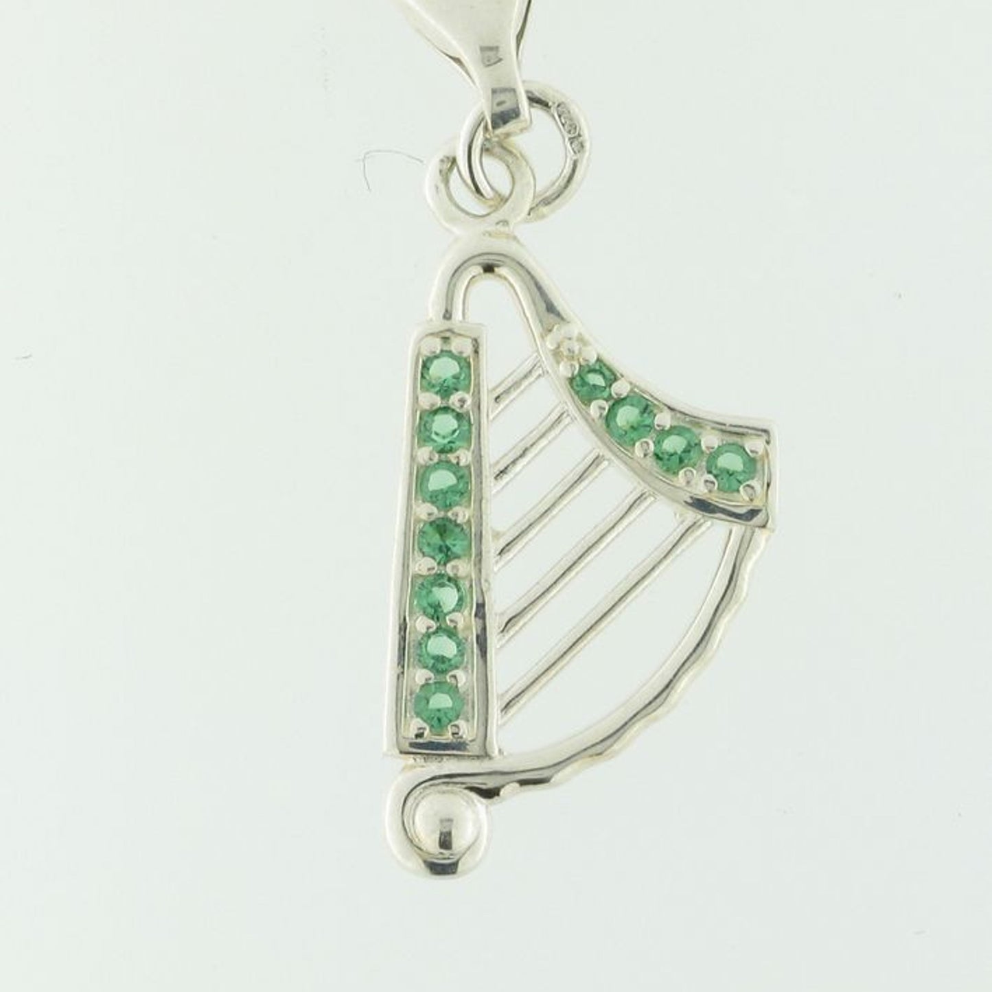 SCH03 - CHARMGR PEND GREEN HARP