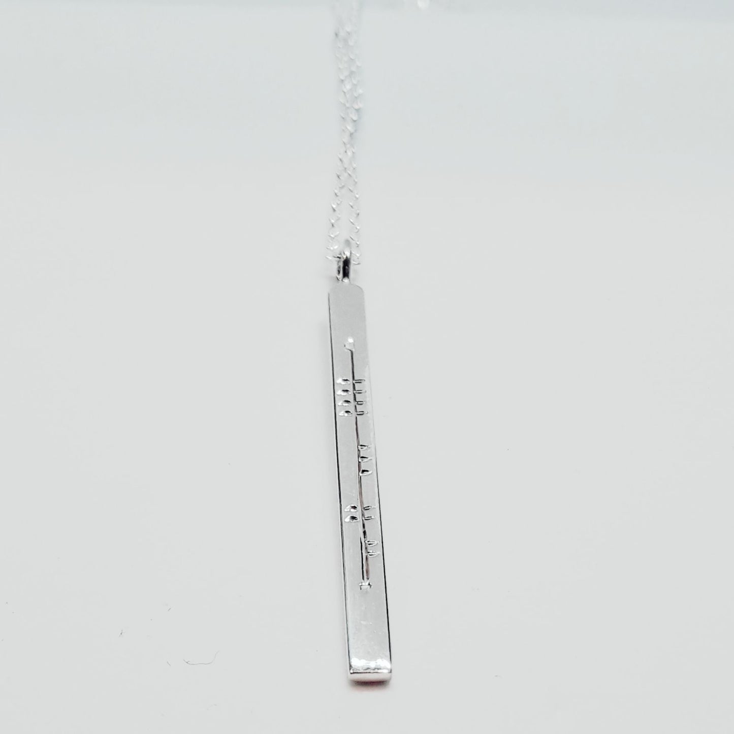 SCP175ALOVE - PEND OGHAM VERTICAL LOVE INGOT