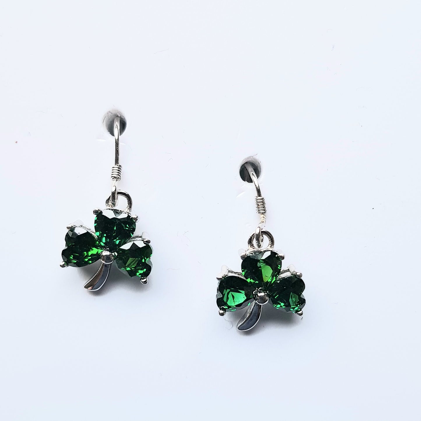 SCE063 - EAR GR