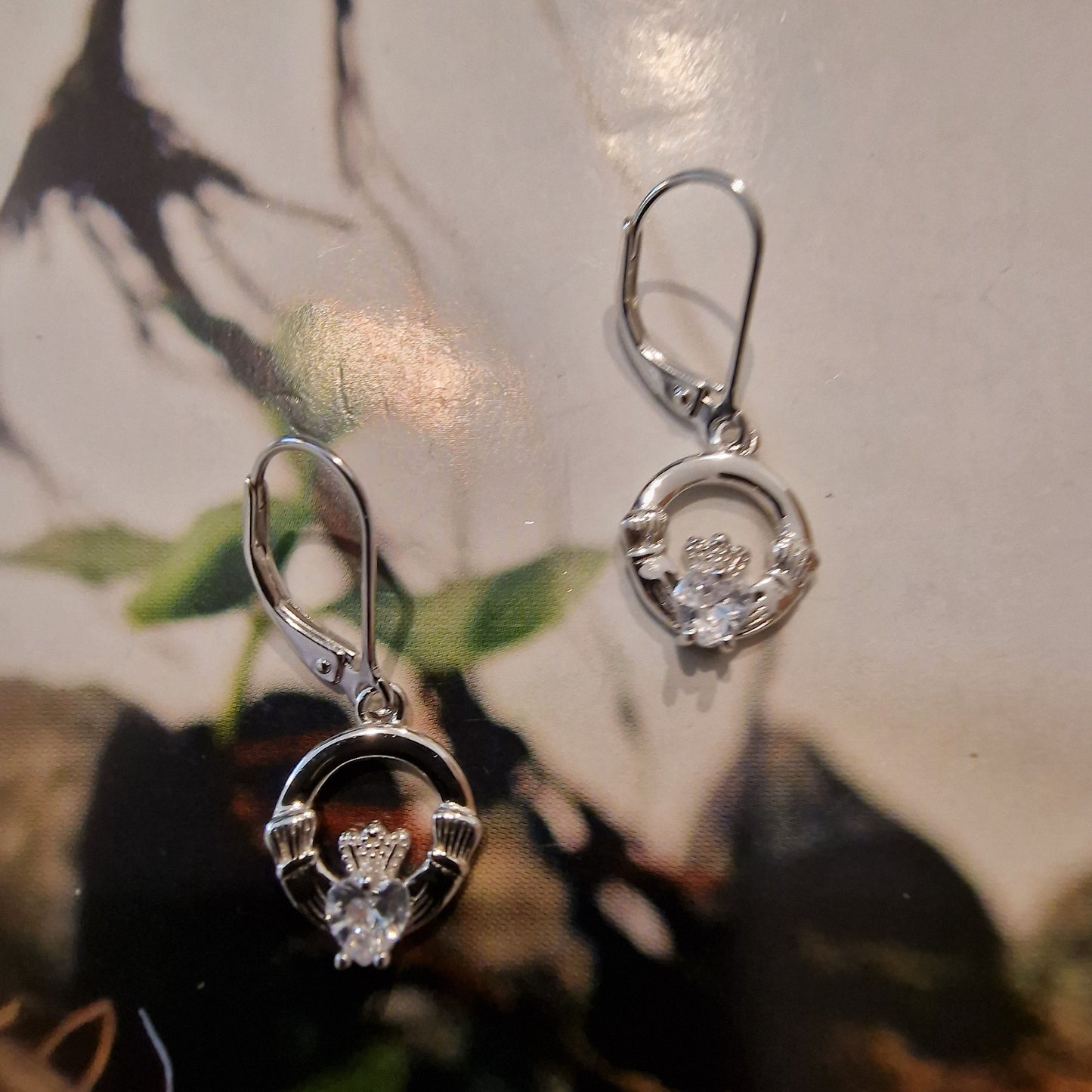 SCE086CZ - EAR CZ DER CLADD HINGE