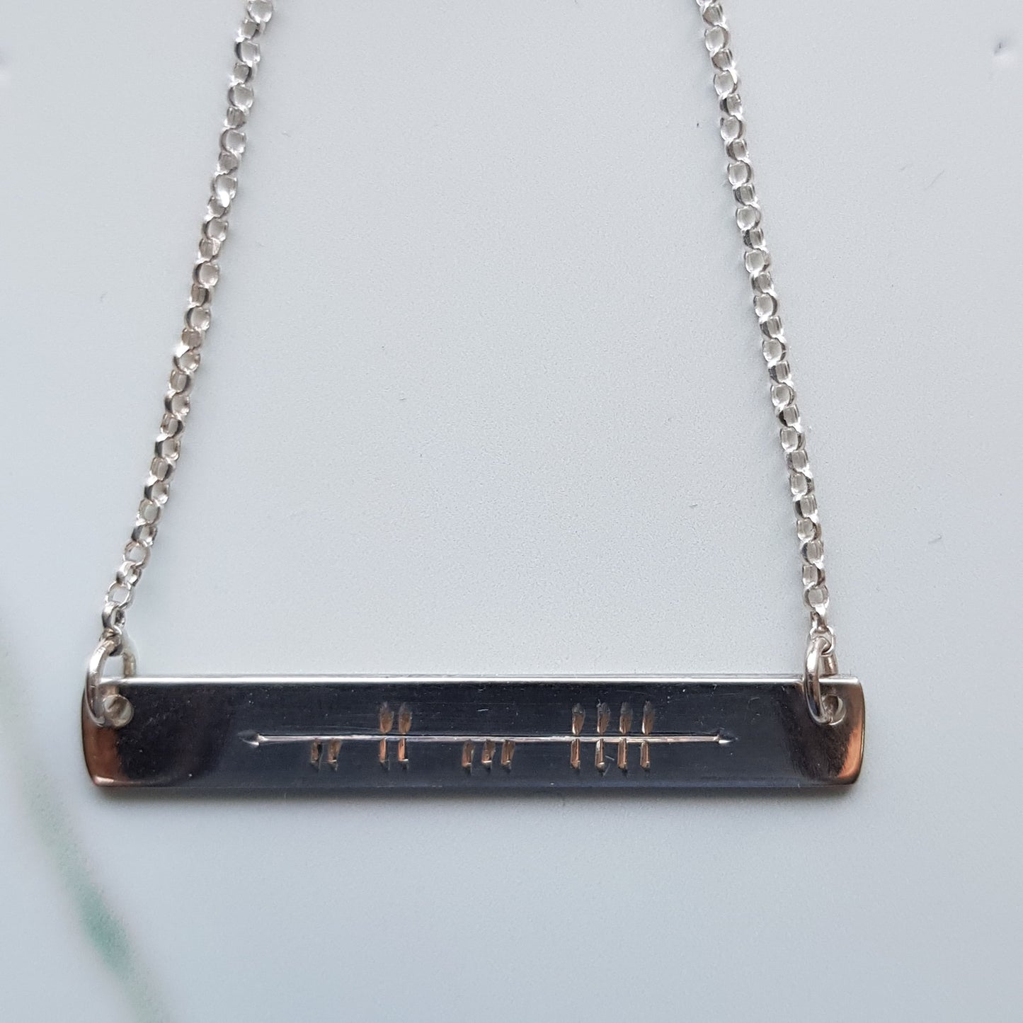 SCP204B - PEND OGHAM HORIZONTAL LOVE