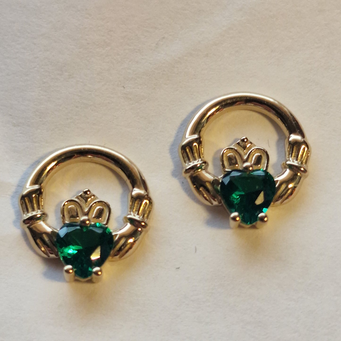 CE065GR - EAR GR CLADD