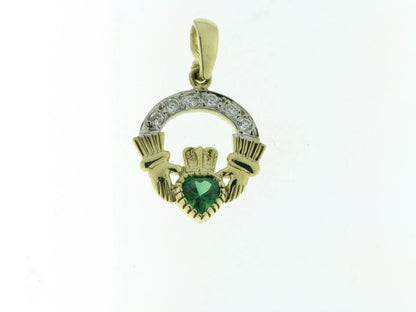 CP016GR/CZ - PEND GREEN HEART CZ SURROUND CLADD