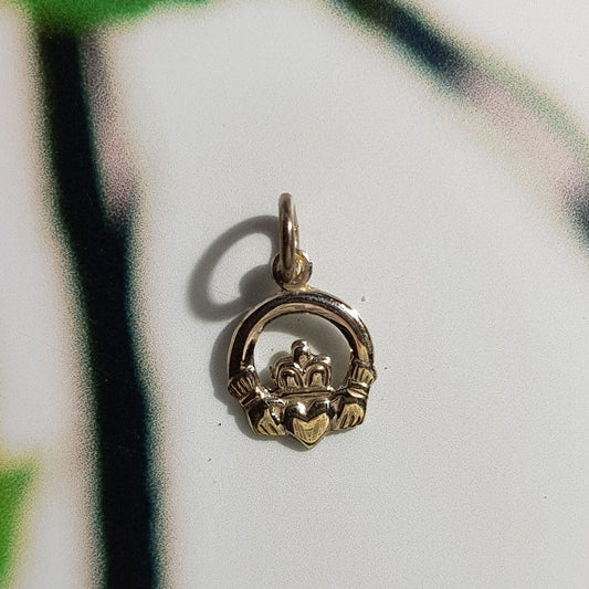 CP006JR - PEND CLADD PLAIN J RING