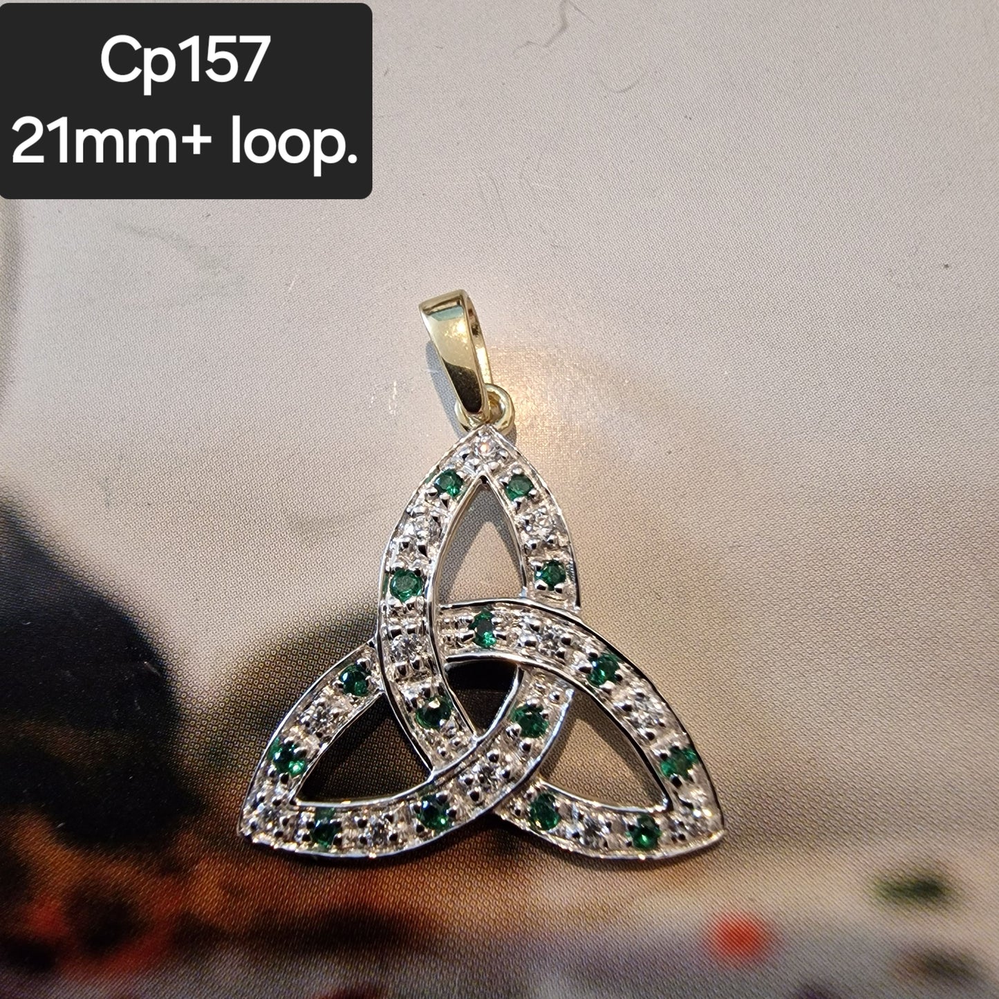 CP157 - PEND CZ/GR TRINITY