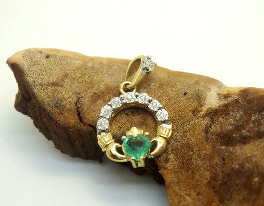 DP004 - PEND EM DIA CLADD - 9CT YELLOW GOLD