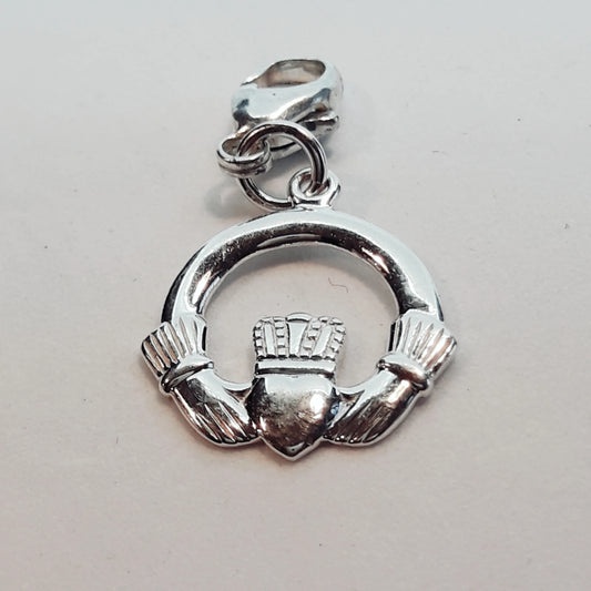 SCH07 - CHARM PEND CLADD PLAIN