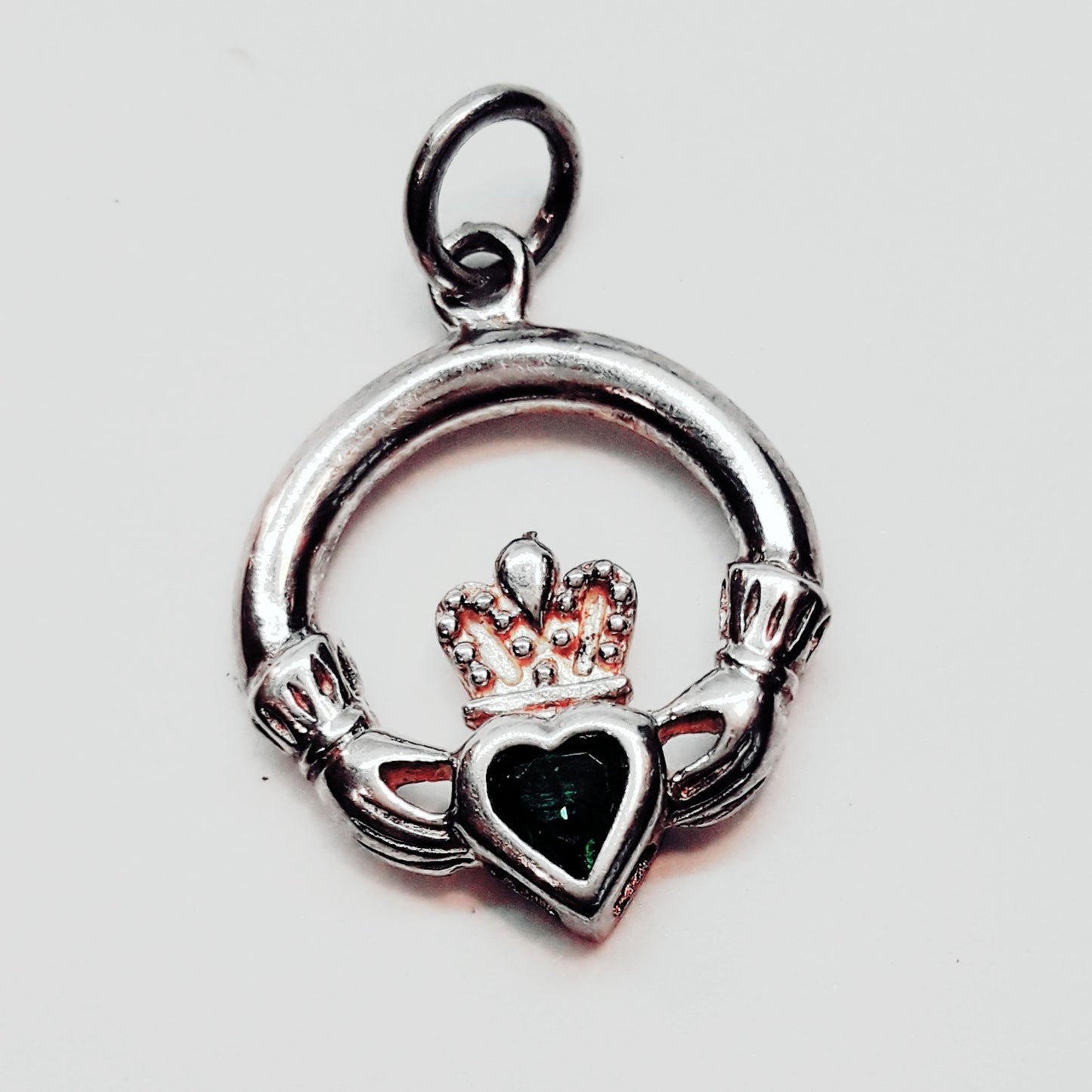 SCP052GR - PEND GR CLADDAGH