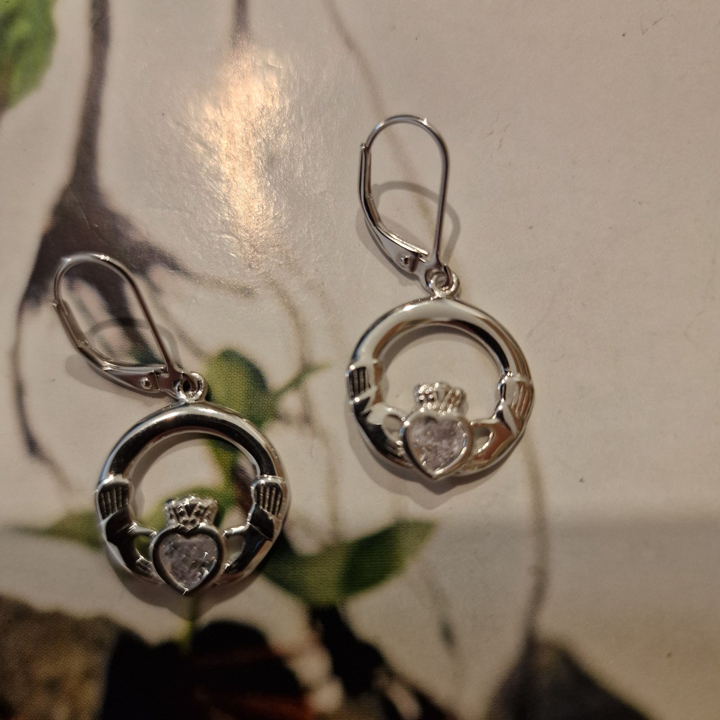 SCE087CZ - EAR CZ DER CLADD HINGE