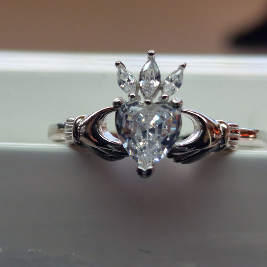 SCLR08CZ - RING CZ CLADD CLA