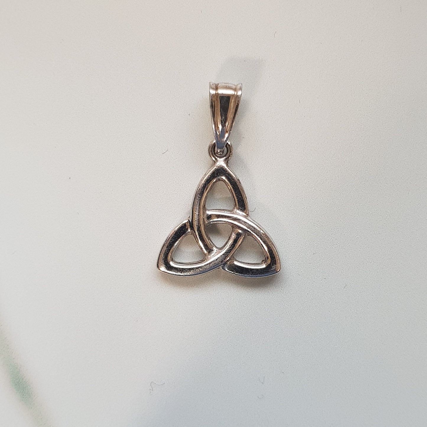 SCP059 - PEND TRINITY
