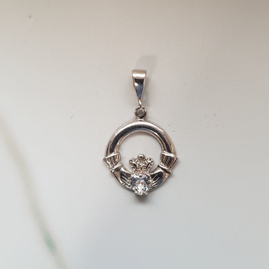 SCP157CZ - PEND CZ CLADD