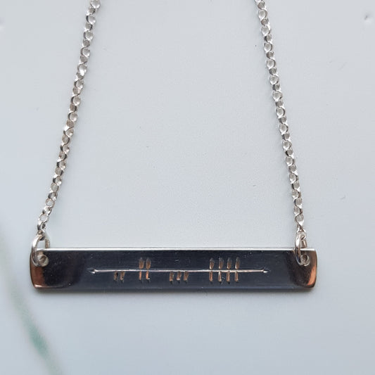 SCP204B - PEND OGHAM HORIZONTAL LOVE